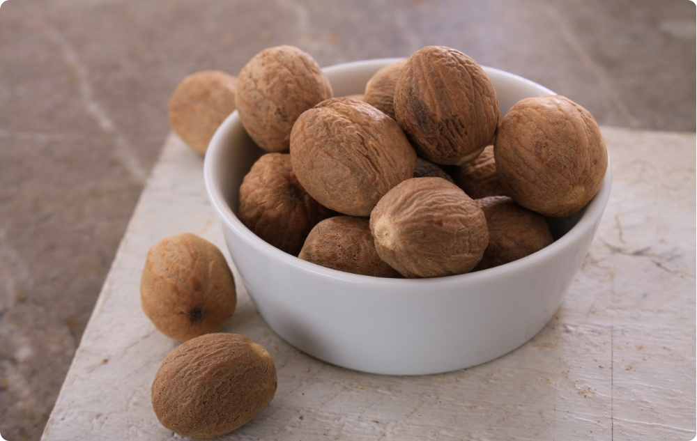 Pri čem pomaga Eterično olje Muškatni Orešček?